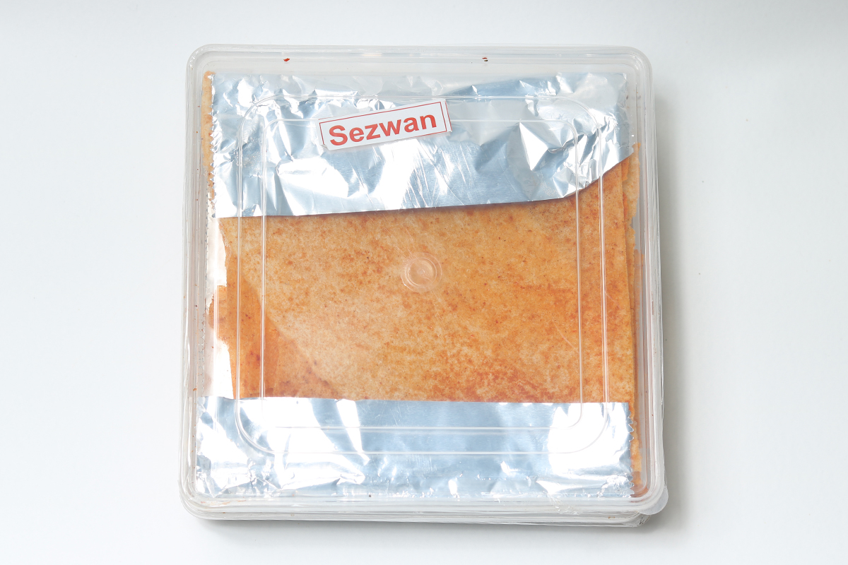 Schezwan Coin Khakhra | 200 Gms