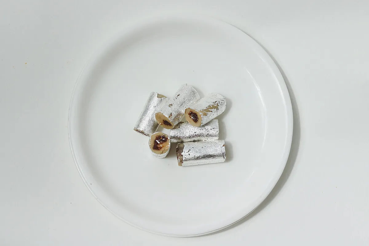 Anjeer Roll