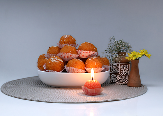 Oil Motichur Laddu