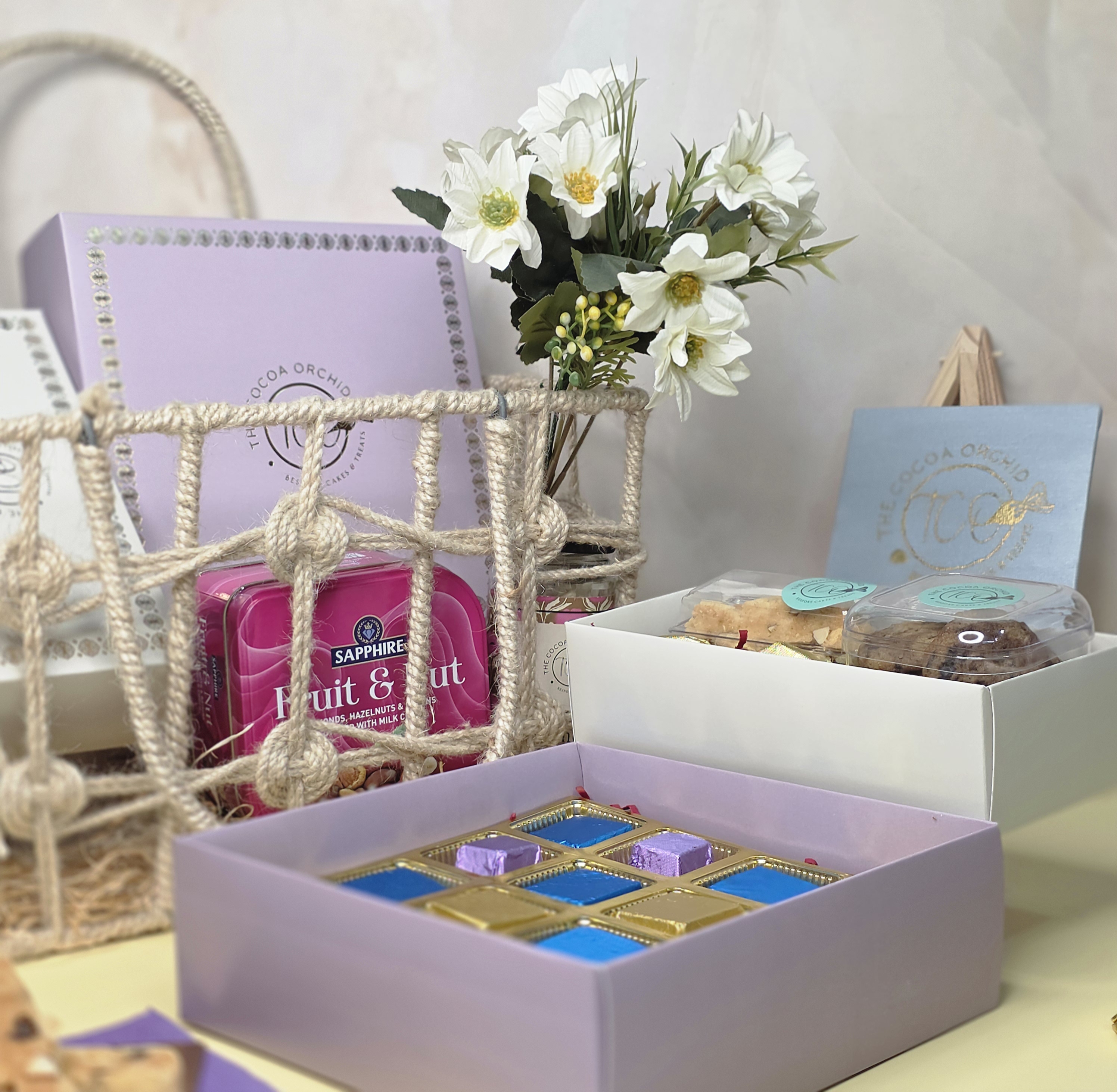 Big Jute Basket Hamper