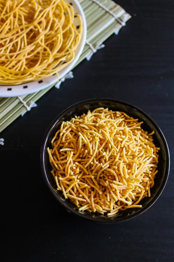 Jini Tikhi Sev | 200 gms