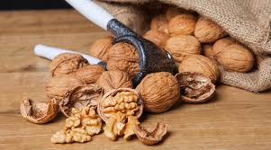 Walnut | Akhrot