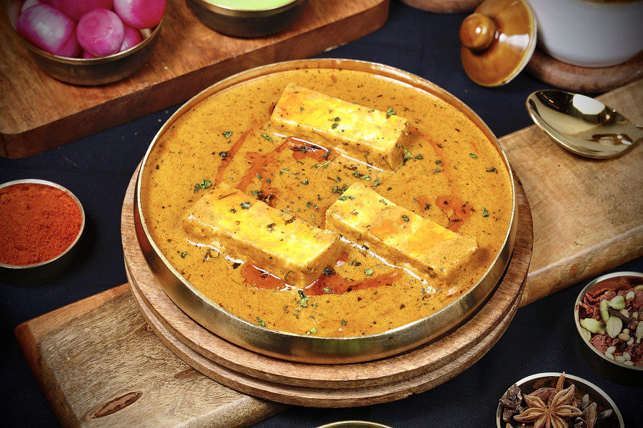 Mumtaz Paneer Butter Masala