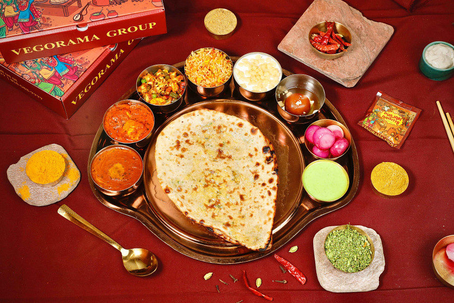Stuff Naan Or Aloo Naan Thali