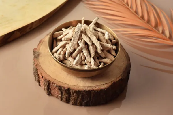 Aadu Sali | Dry Ginger Stick